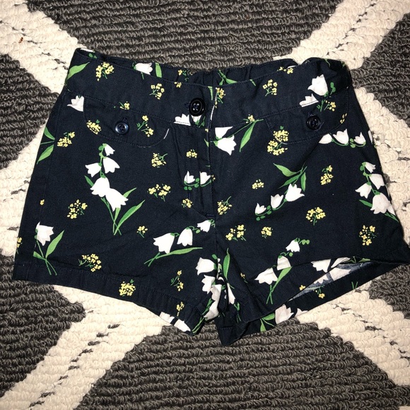 Janie and Jack Lily of the Valley Shorts - Picture 1 of 3